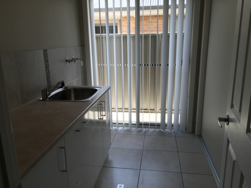 81 Cambridge Drive, Thurgoona NSW 2640