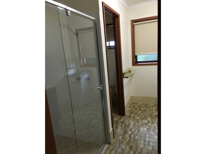 2/137 Plover Street, North Albury NSW 2640