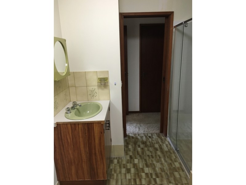 2/137 Plover Street, North Albury NSW 2640