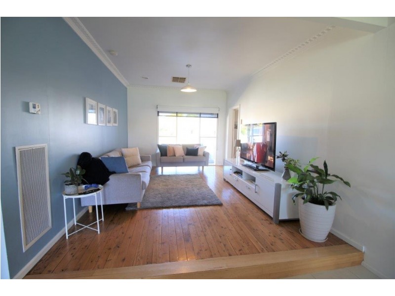 592 Heathwood Avenue, Lavington NSW 2641