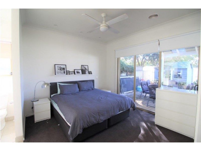 592 Heathwood Avenue, Lavington NSW 2641