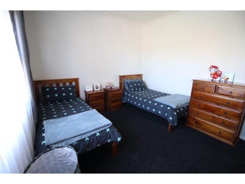 592 Heathwood Avenue, Lavington NSW 2641