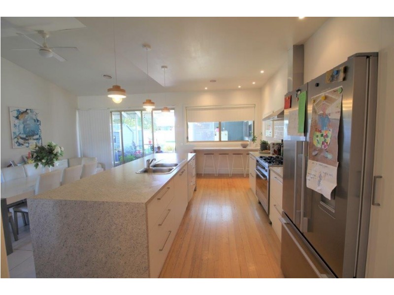 592 Heathwood Avenue, Lavington NSW 2641