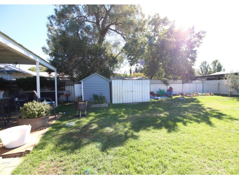 592 Heathwood Avenue, Lavington NSW 2641