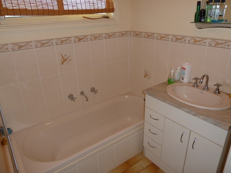 6-8 Namoi  Street, Boree Creek NSW 2652