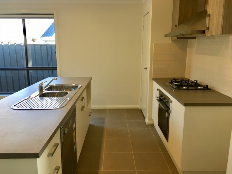 46 Strauss Street, Lavington NSW 2641