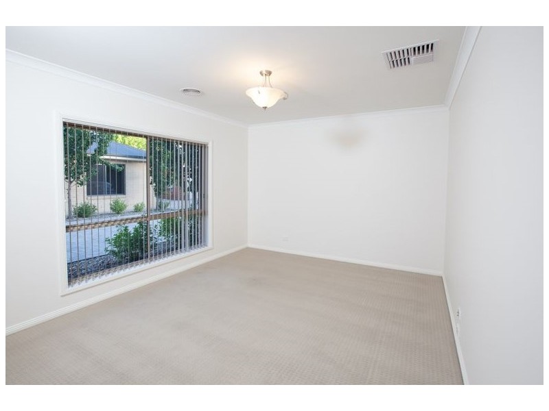 5/585 Livermore Street, Lavington NSW 2641