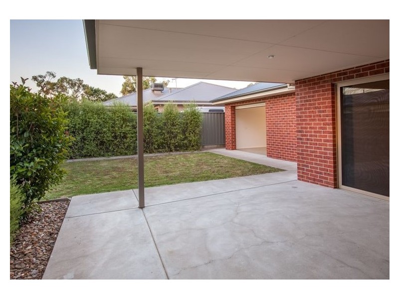 5/585 Livermore Street, Lavington NSW 2641