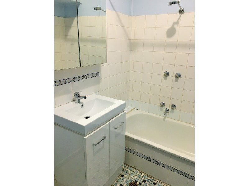 1004 Mate Street, North Albury NSW 2640