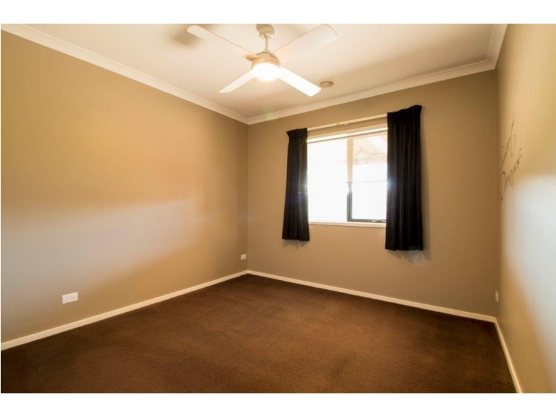 3 Britton Court, Jindera NSW 2642