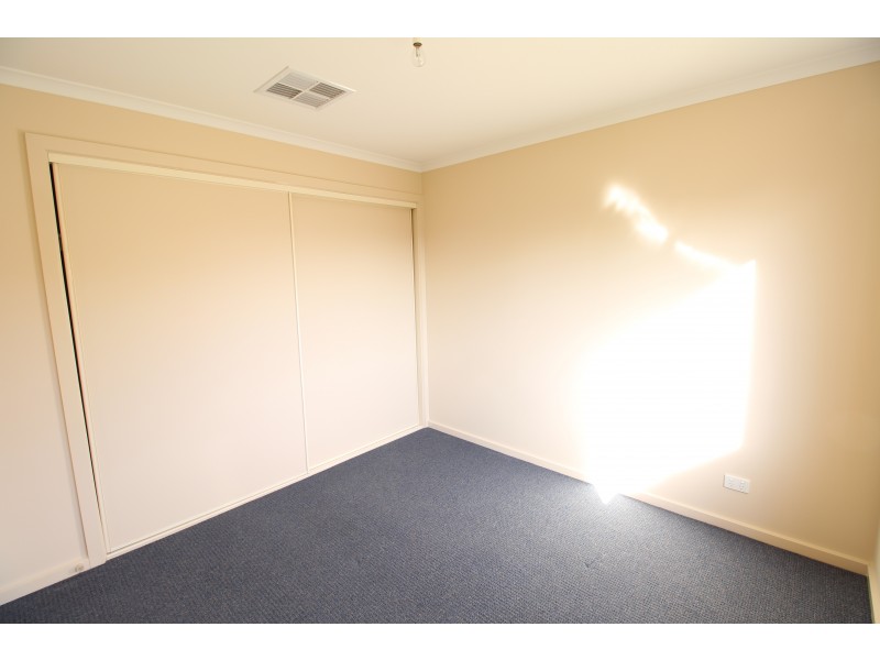 2/107 Mitchell Street, Jindera NSW 2642