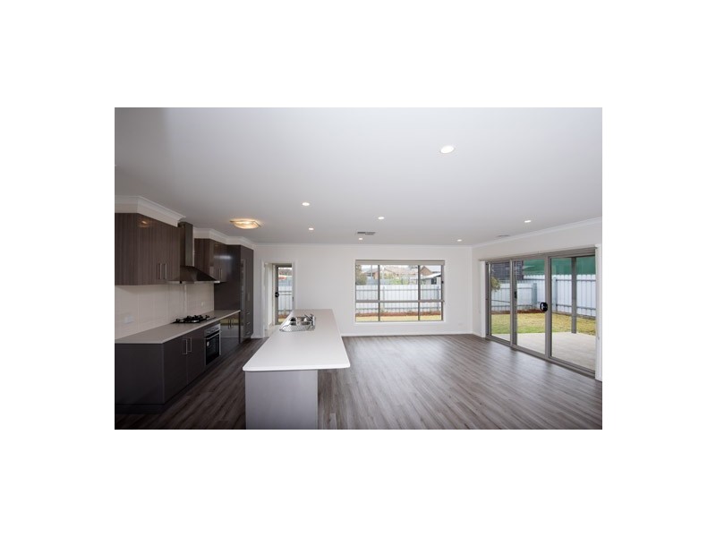 432 Douglas Road, Lavington NSW 2641