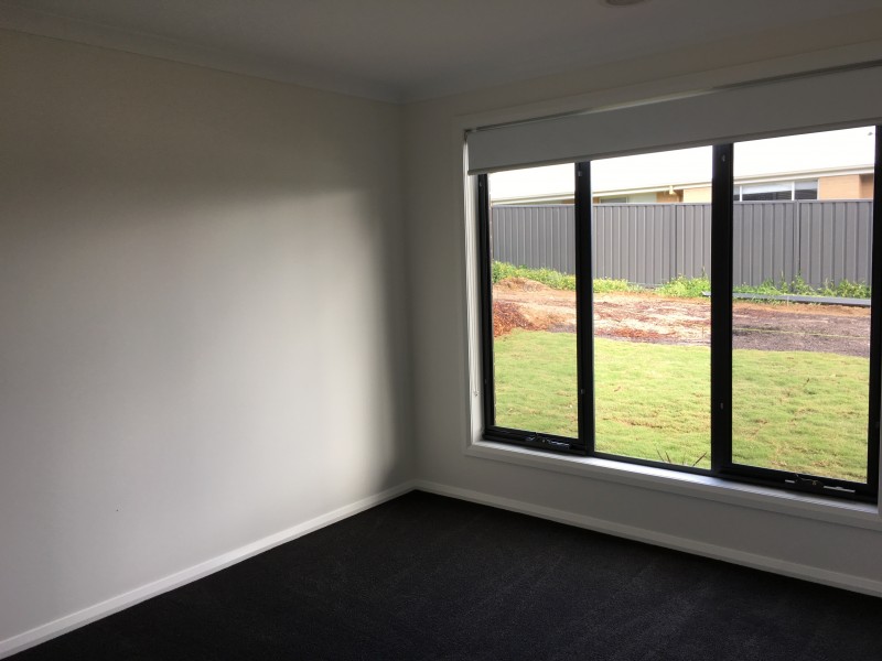 27 Weissel Court, Thurgoona NSW 2640