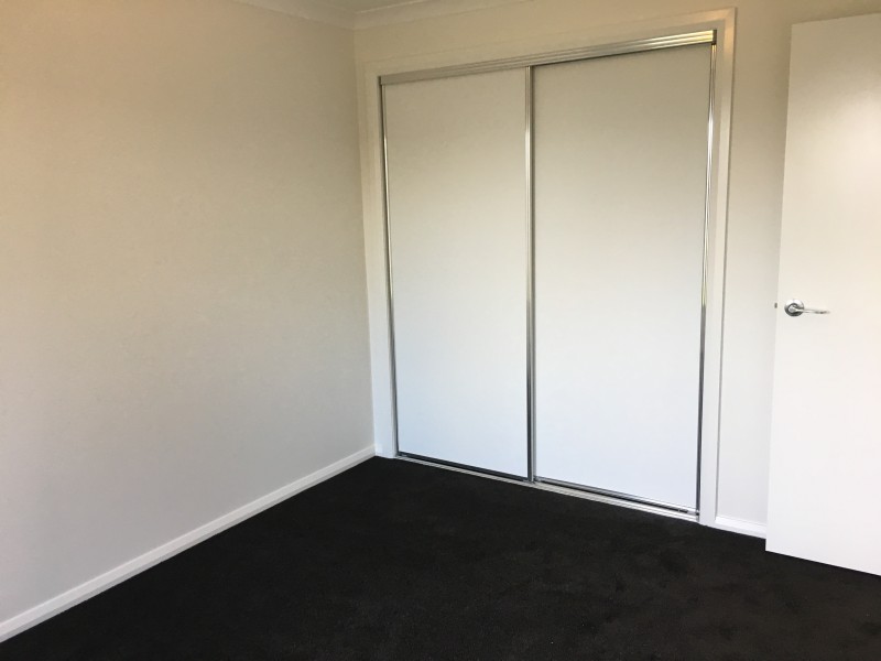 27 Weissel Court, Thurgoona NSW 2640