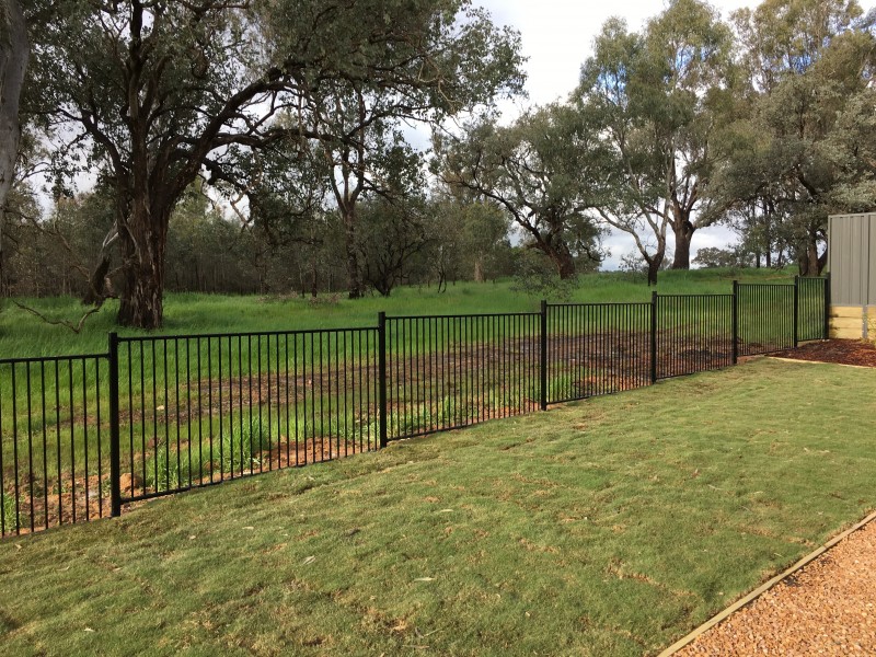 27 Weissel Court, Thurgoona NSW 2640