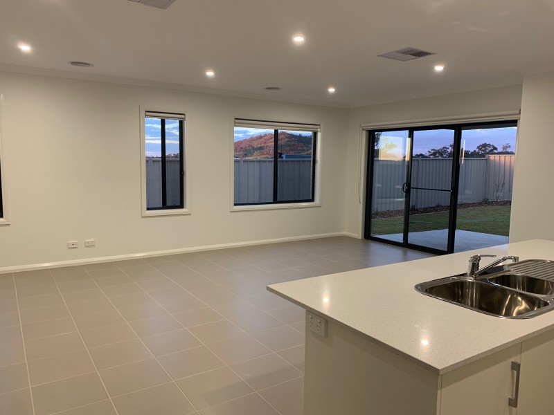 Lot 2414 Gratwick View, Wodonga VIC 3690