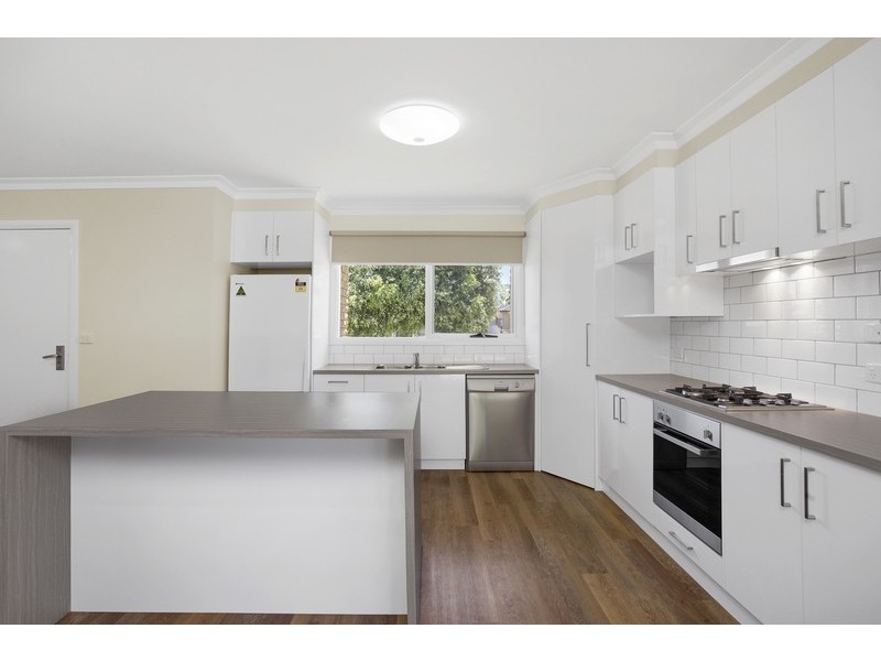 384 Dale Crescent, Lavington NSW 2641