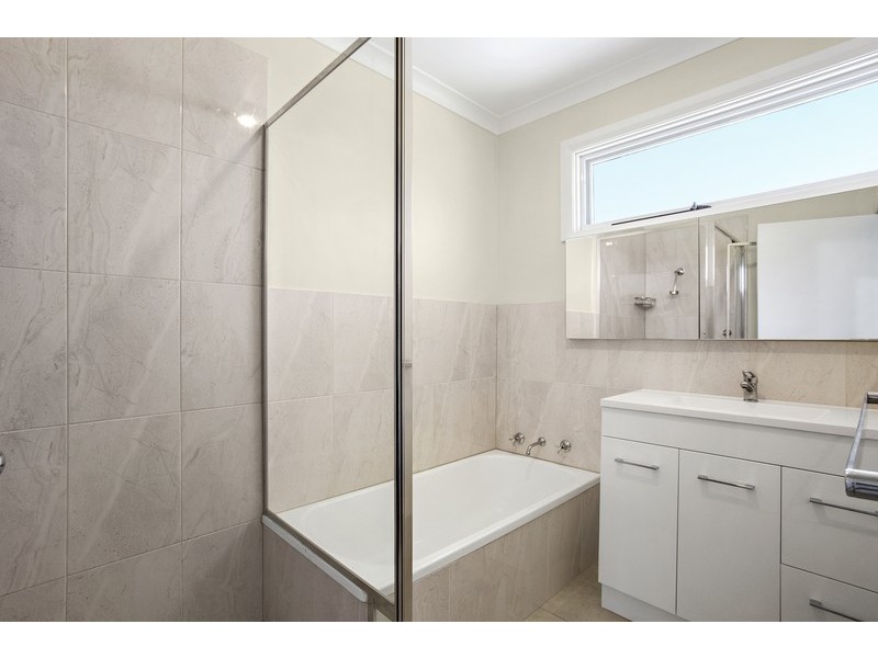 384 Dale Crescent, Lavington NSW 2641