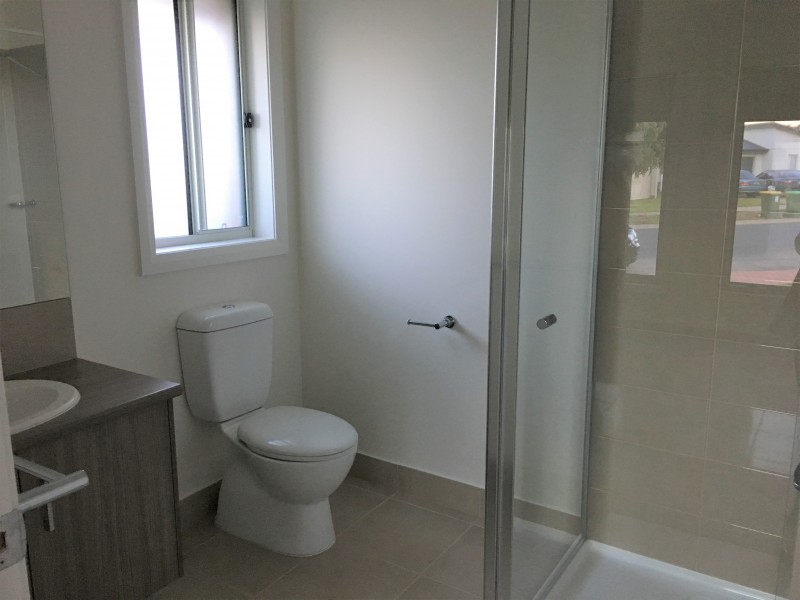 49 Greta Drive, Hamilton Valley NSW 2641