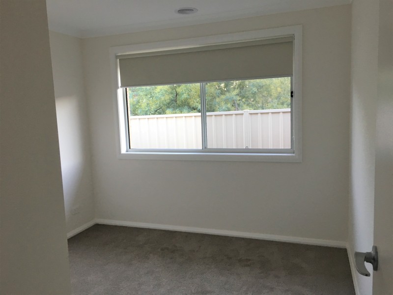 49 Greta Drive, Hamilton Valley NSW 2641