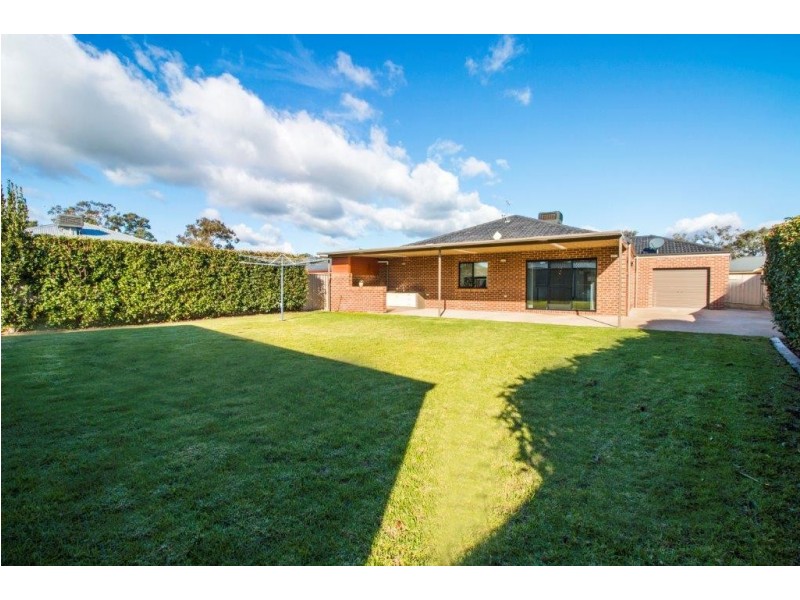 3 Britton Court, Jindera NSW 2642