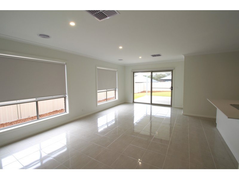 25 (Lot 2312) Keysor Way, Wodonga VIC 3690