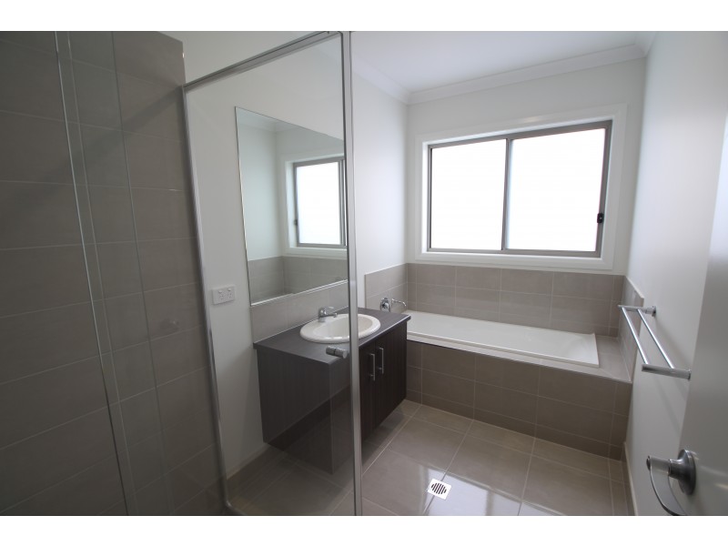 25 (Lot 2312) Keysor Way, Wodonga VIC 3690