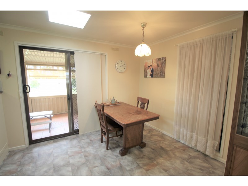 40 Highland Crescent, West Wodonga VIC 3690
