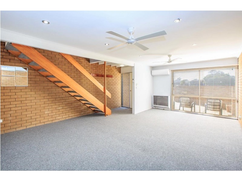 9/429 Griffith Road, Lavington NSW 2641