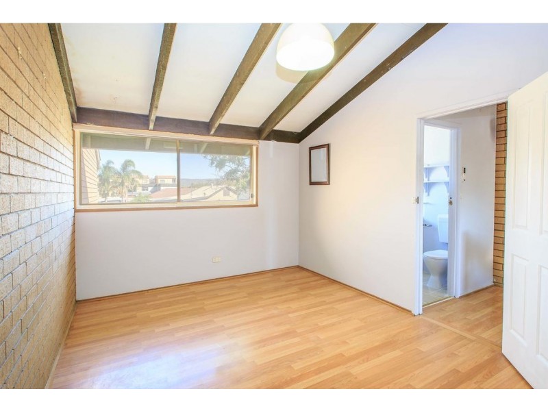 9/429 Griffith Road, Lavington NSW 2641