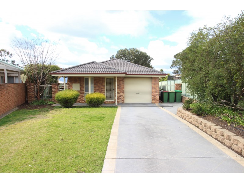 5 Cobbler Court, Thurgoona NSW 2640