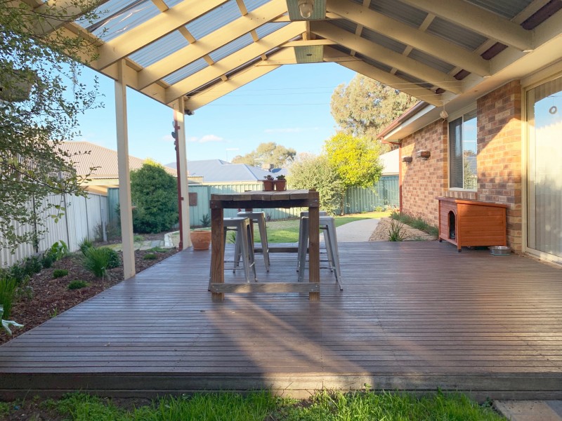 5 Cobbler Court, Thurgoona NSW 2640