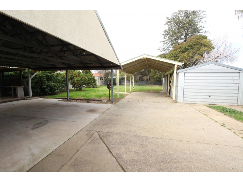 308 Dick Road, Lavington NSW 2641