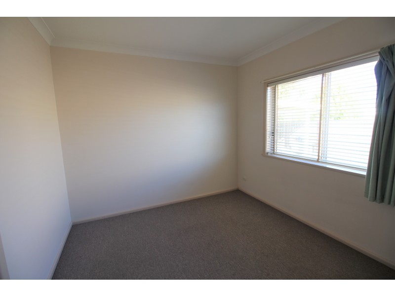 4/462 Alldis Avenue, Lavington NSW 2641