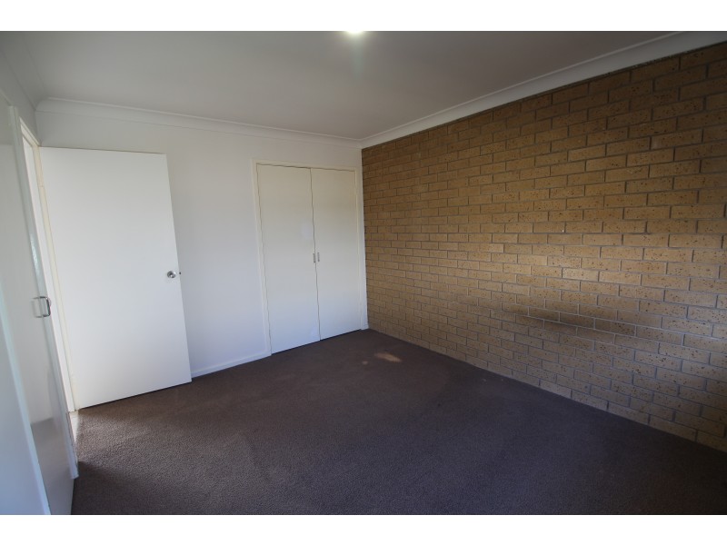 2/8 Croft Street, Holbrook NSW 2644