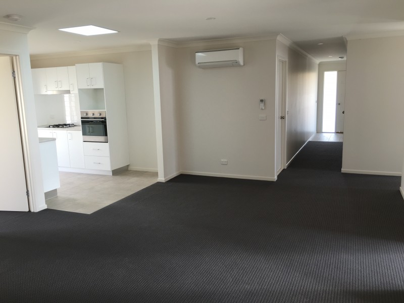 18A Bevington Bend, Lavington NSW 2641