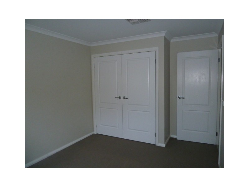 376 Kaitlers Road, Lavington NSW 2641