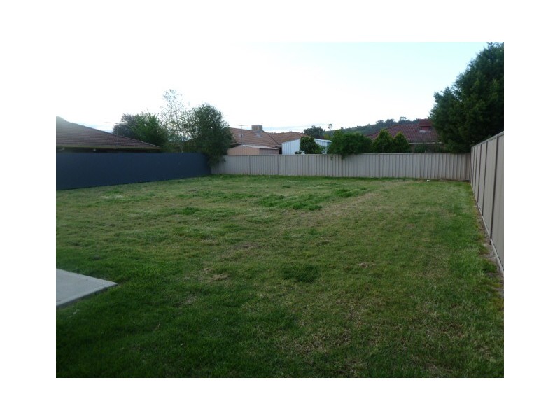 376 Kaitlers Road, Lavington NSW 2641