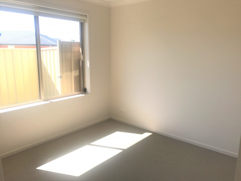 17B Lea Court, Lavington NSW 2641