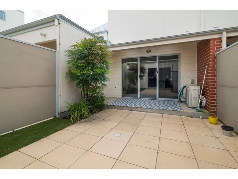 22 Elmwood Circuit, Wodonga VIC 3690