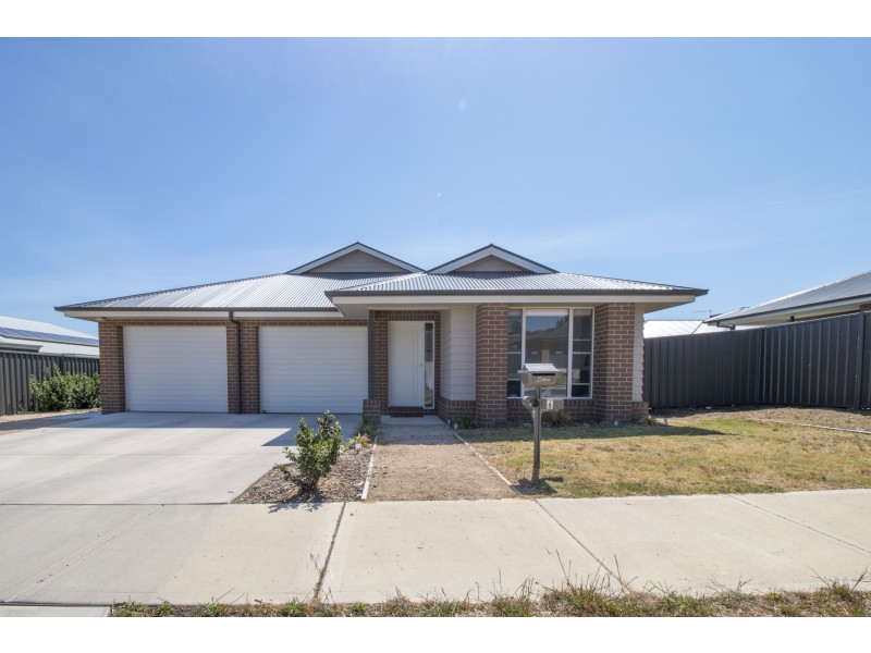 6 & 6a Meander Street, Thurgoona NSW 2640