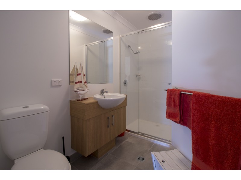 6 & 6a Meander Street, Thurgoona NSW 2640