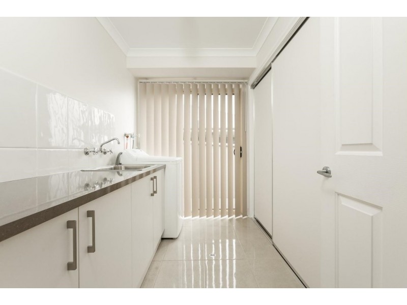 17 Friarbird Way, Thurgoona NSW 2640