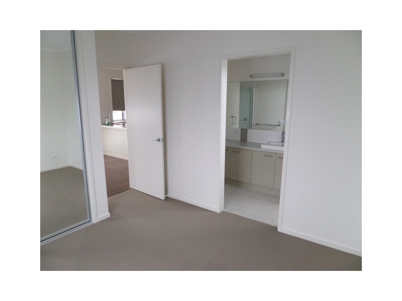 4 McNamara Place, Wodonga VIC 3690