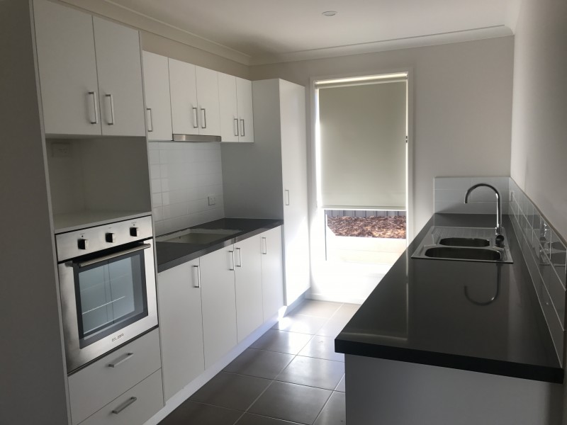 65a Carstens Street, Lavington NSW 2641