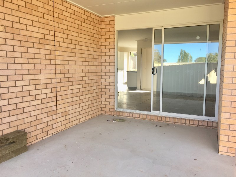 65a Carstens Street, Lavington NSW 2641
