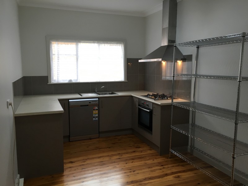 3/595 Kemp Street, Lavington NSW 2641