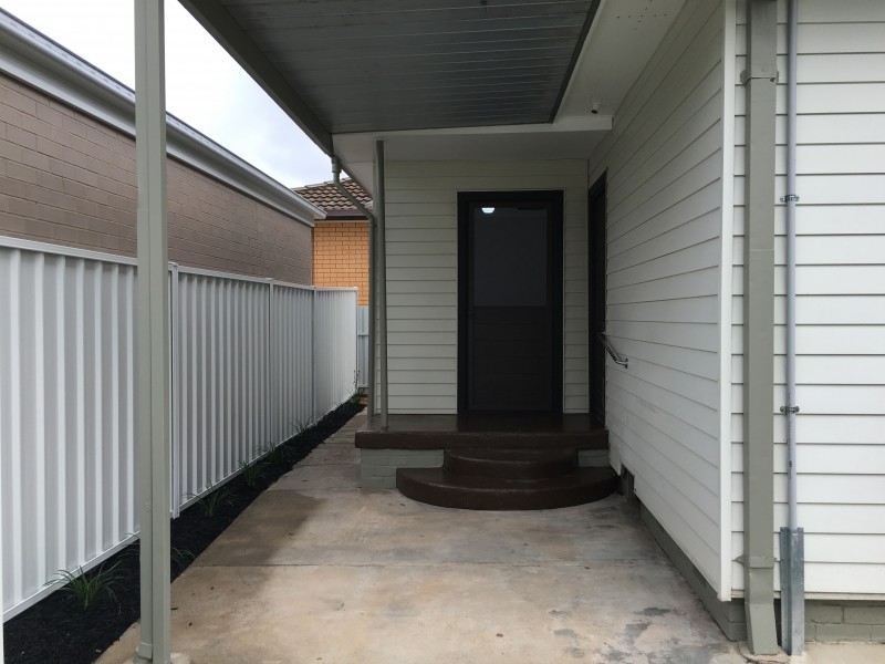 3/595 Kemp Street, Lavington NSW 2641