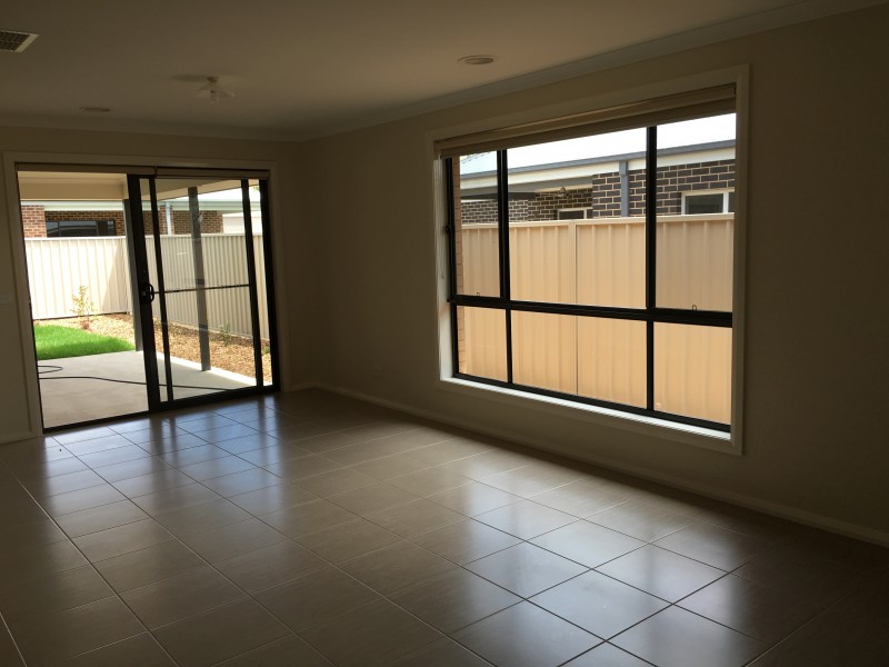 37 Axford Boulevard, Wodonga VIC 3690