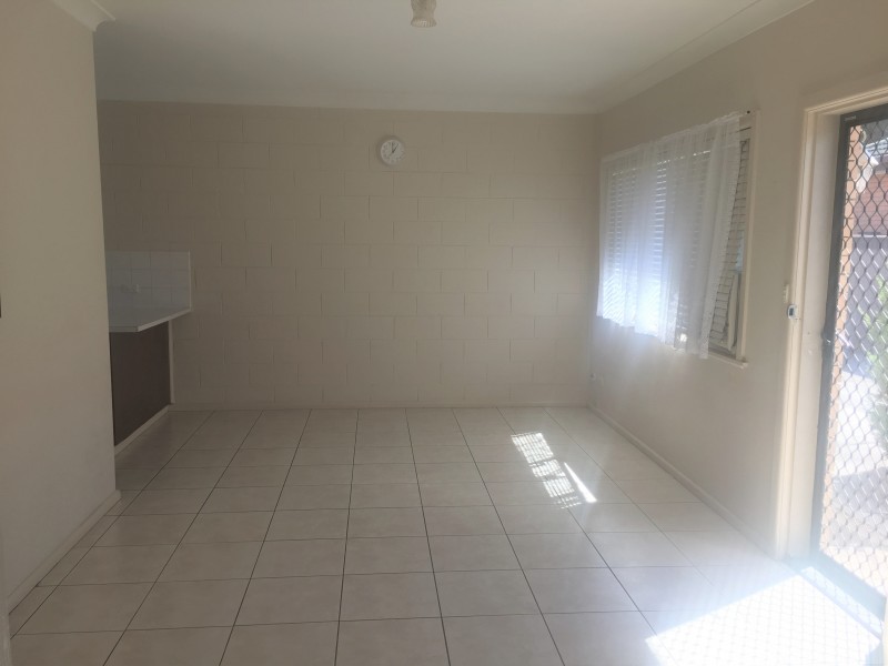 2/462 Alldis Avenue, Lavington NSW 2641